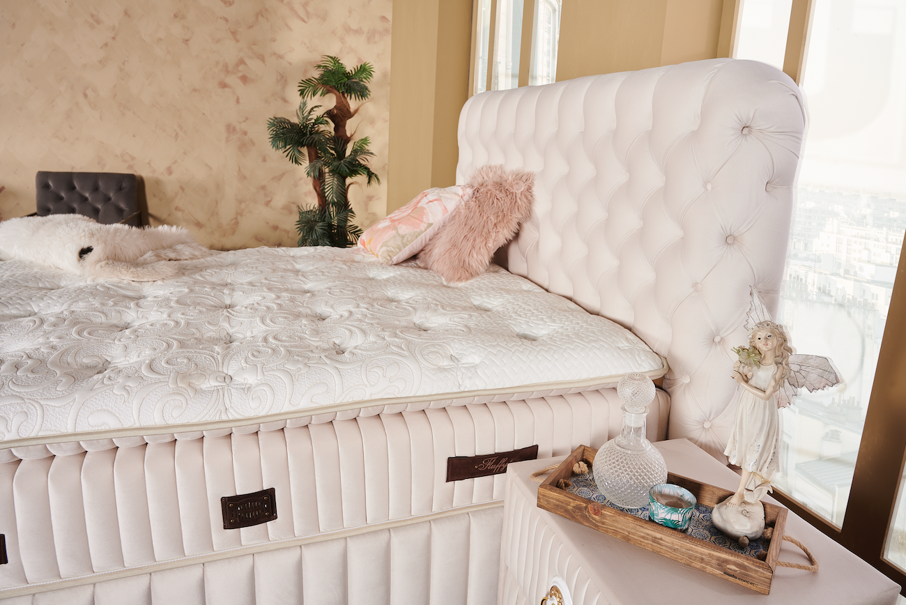 Ensemble de lit BSS FLUFFY avec sommier et tête de lit | Matelas H3