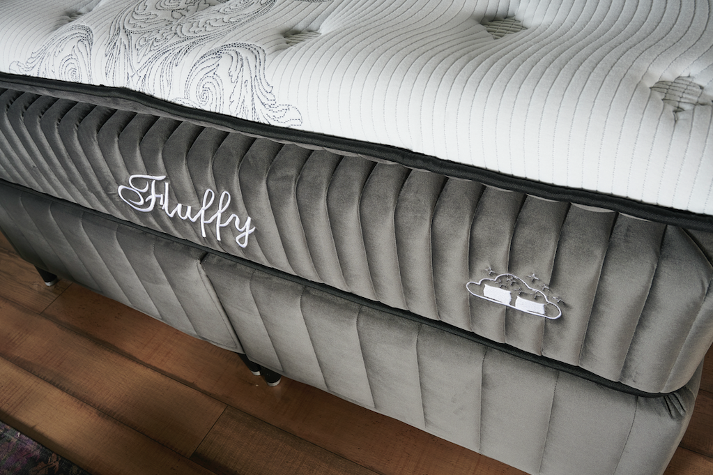 Ensemble de lit BSS FLUFFY avec sommier et tête de lit | Matelas H3